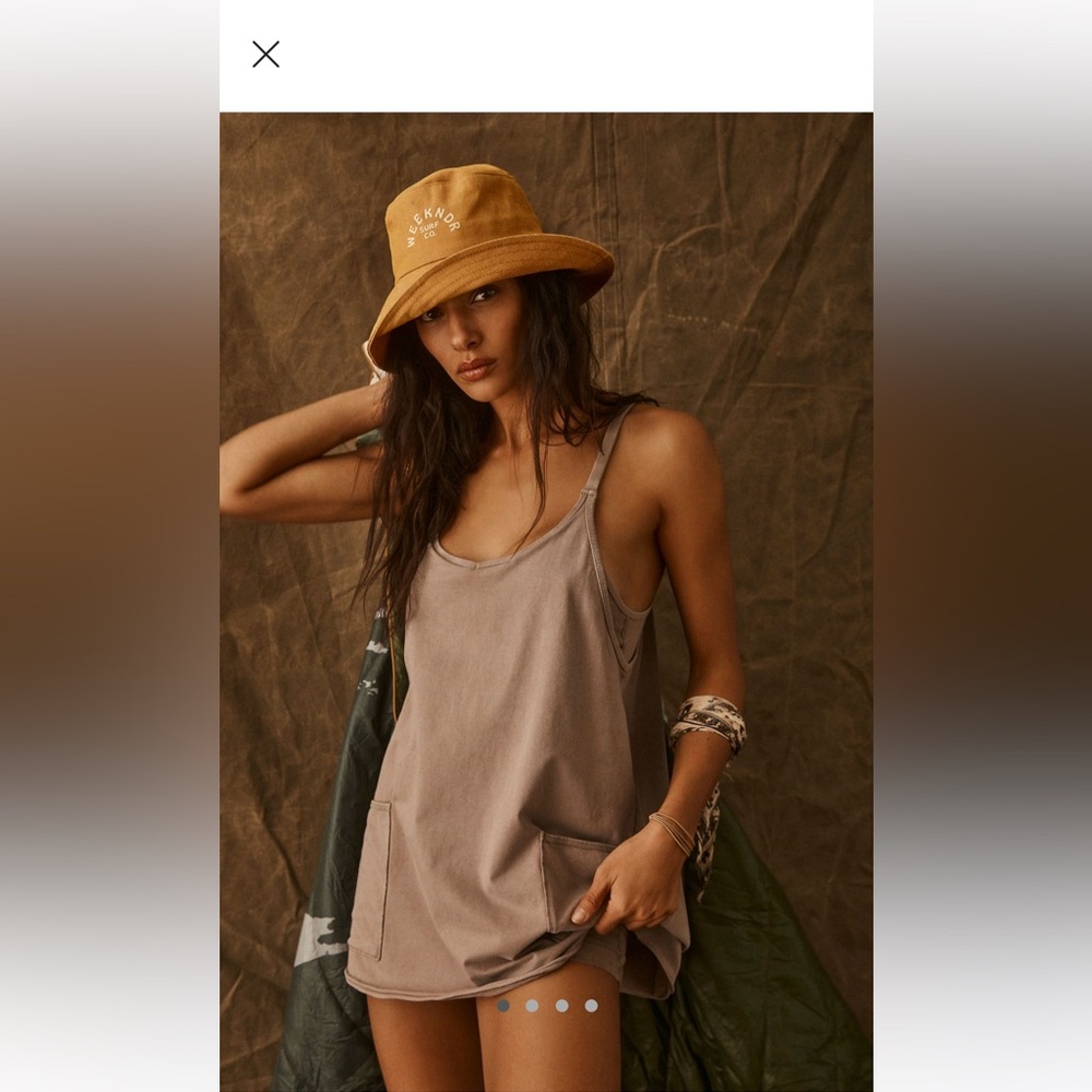 Free people hot shot dress. Mocha latte xs